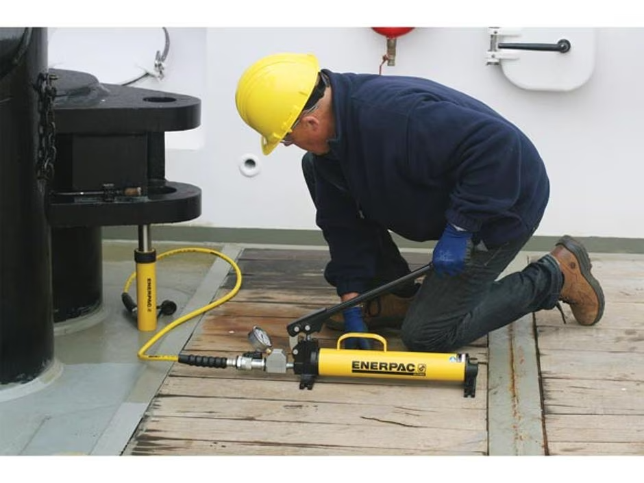 Cтальные ручные насосы Ultima